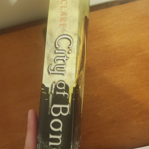 The Mortal Instruments Books 1&2 By Cassandra Clare Paperback - Picture 2 of 7